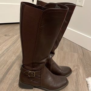 Brown tall boots